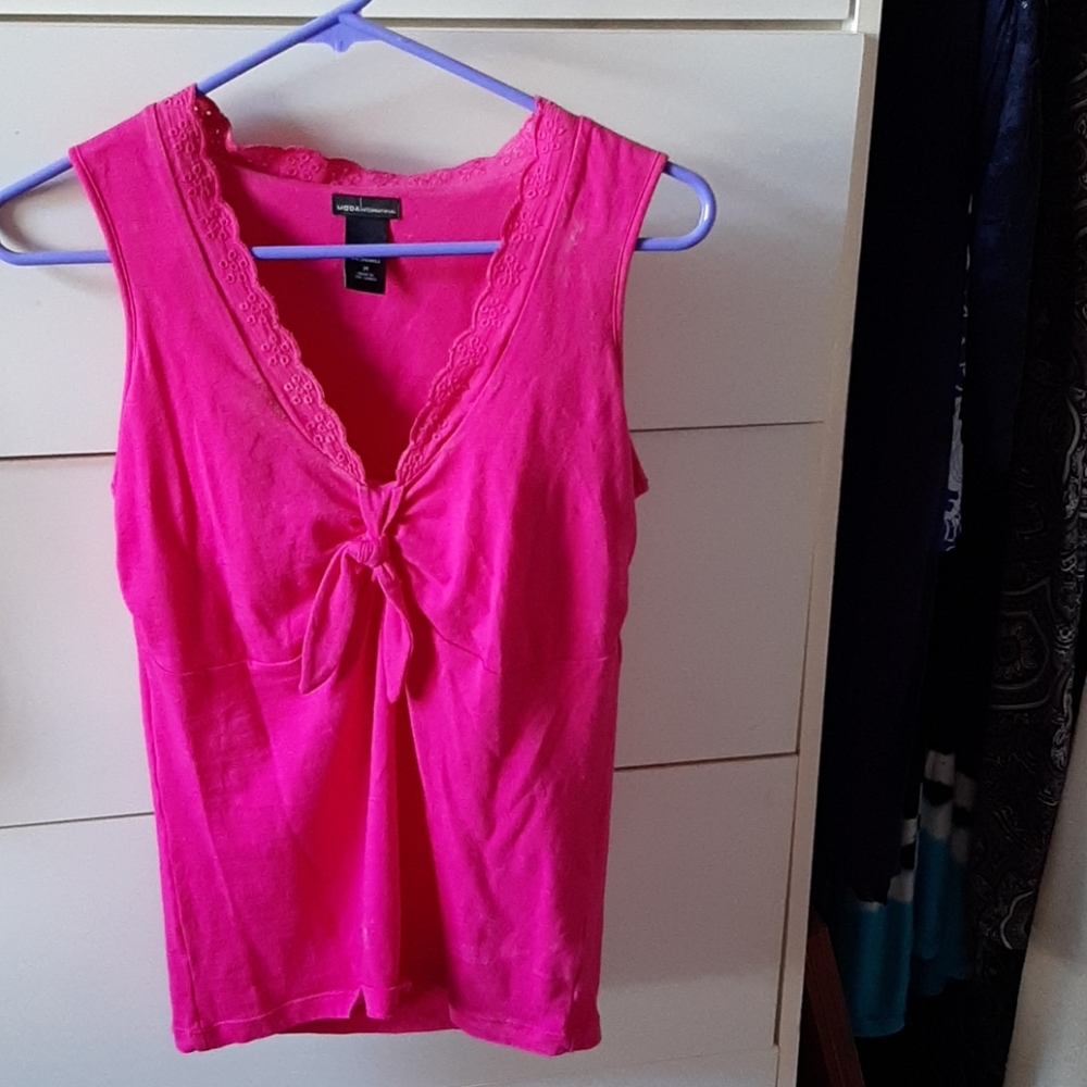Women's sleeveless pink top - Picture 1 of 1